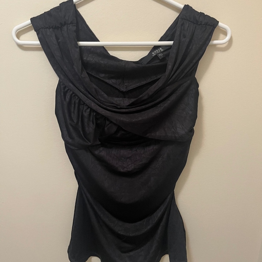 Guess Top